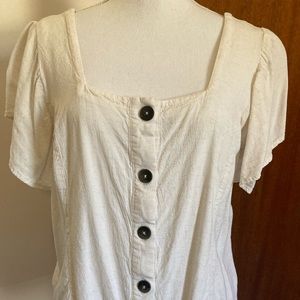 Simple lightweight blouse